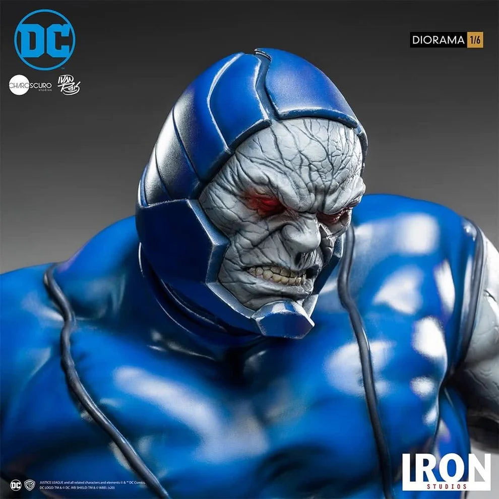 Iron Studios: DC Comics - Wonder Woman vs Darkseid by Ivan Reis: Diorama Art Scale 1/6 Statue