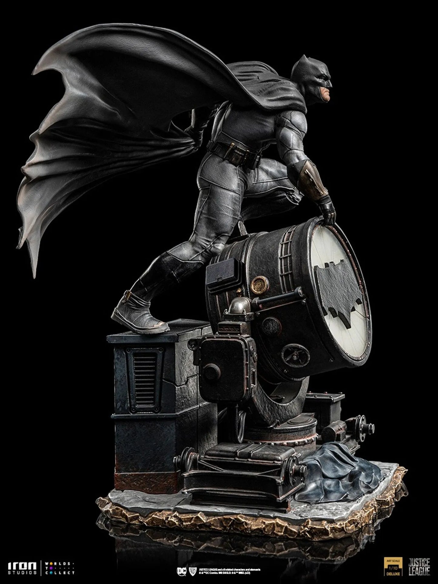 Iron Studios: Zack Snyder's Justice League - Batman On Batsignal: Art Scale 1/10 Statue