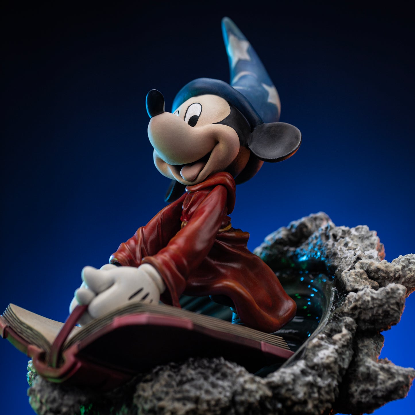 Iron Studios: Disney Classics Vintage - Sorcerer Mickey: Art Scale 1/10 Statue PRE ORDER